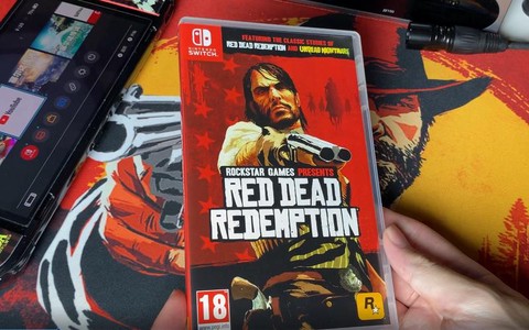 荒野大镖客特典送什么[图2]